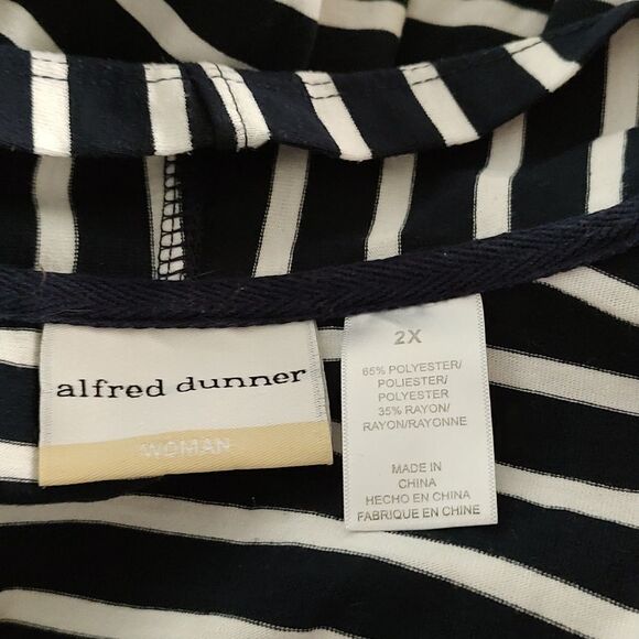 Alfred Dunner navy white striped 2 in 1 top cardigan Sz 2X NWOT - Picture 5 of 5